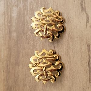 Vtg MJ monogram goldtone post earrings.